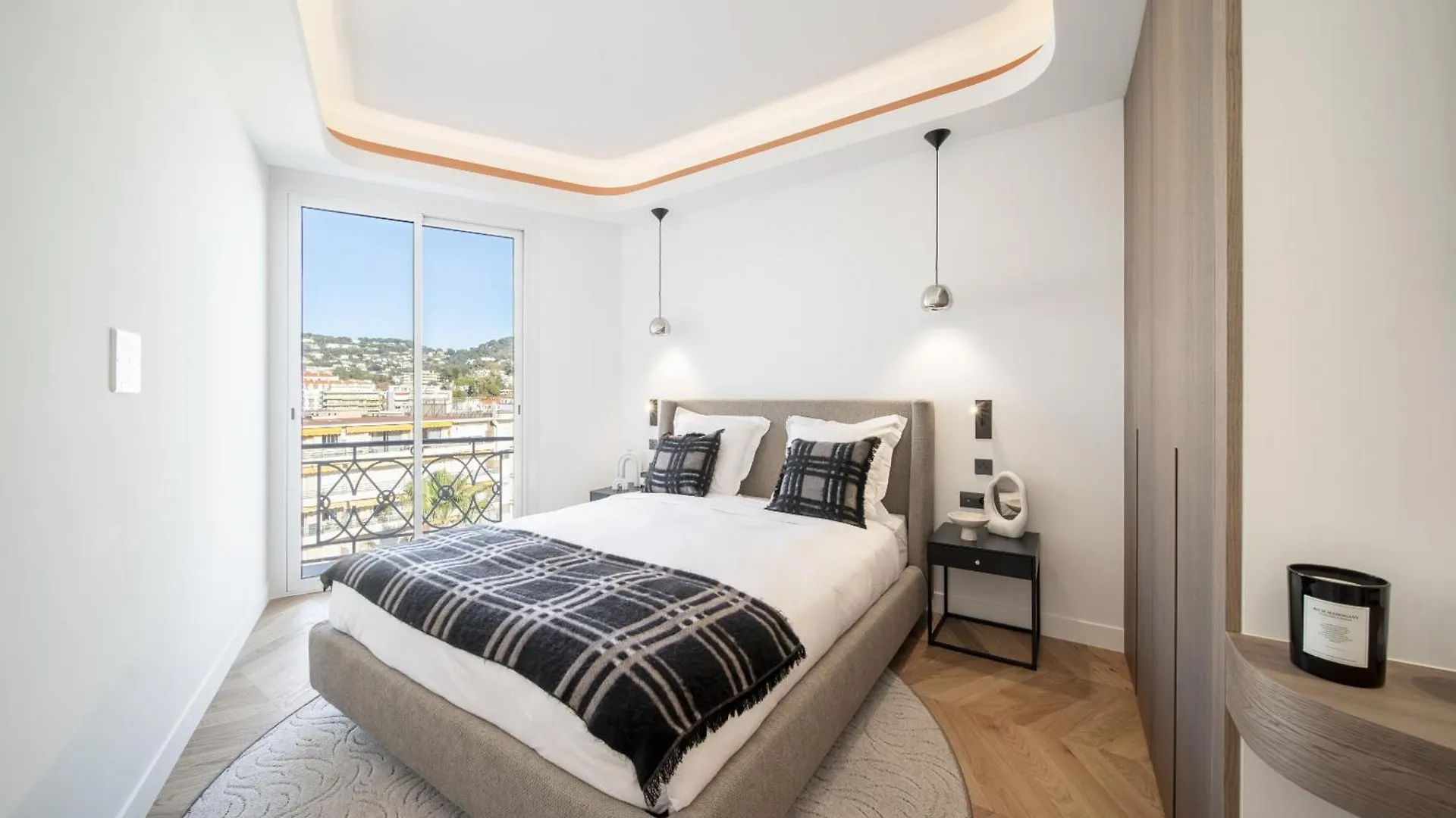 Le Palace Miramar Cannes 0*,